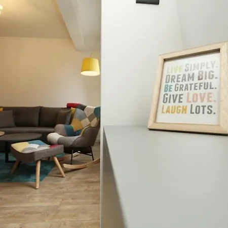 Masa Apartment